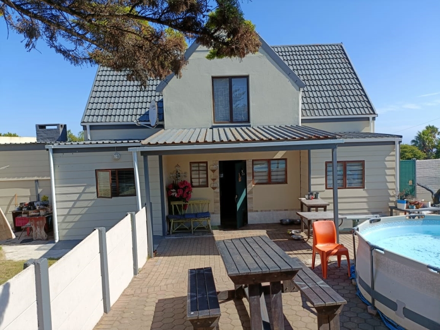 5 Bedroom Property for Sale in Dana Bay Western Cape